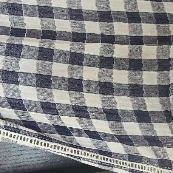 Cloth & Stone Anthropologie Navy and White Gingham Sleeveless Blouse - Picture 6 of 15